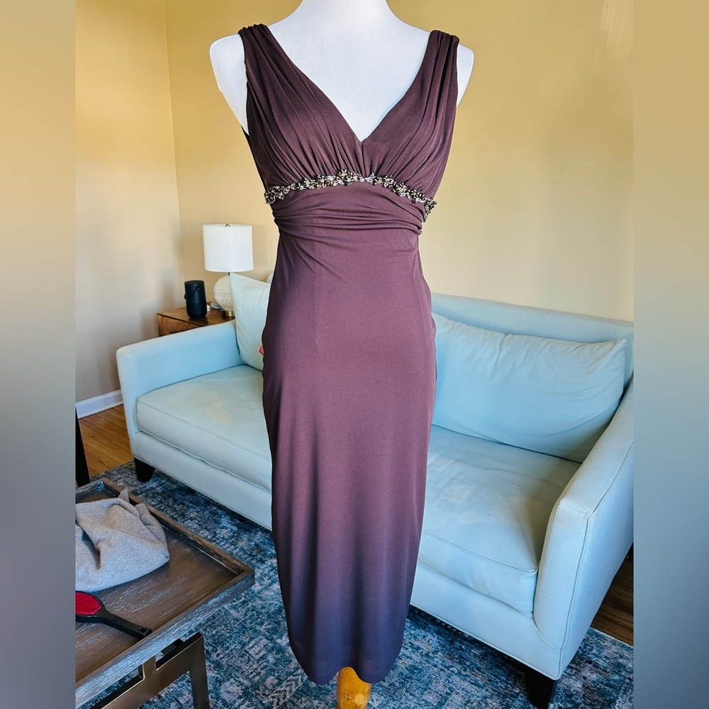 David Meister Chocolate Brown V-Neck Cocktail Dress Beaded Detail Size  2